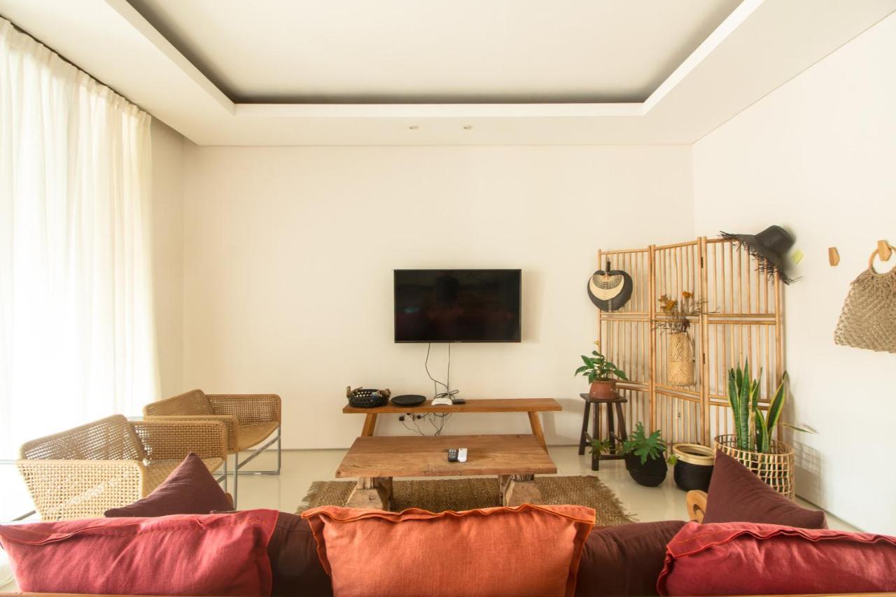 Pelangi 148 Apartment Seminyak  Bagian luar foto